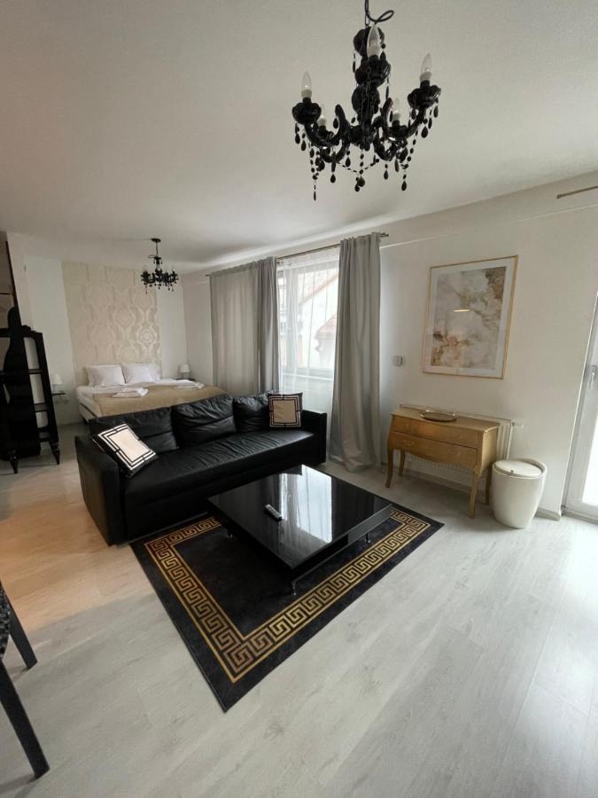 Zara Luxury Apartments The Absolute Center Of زيلينا المظهر الخارجي الصورة