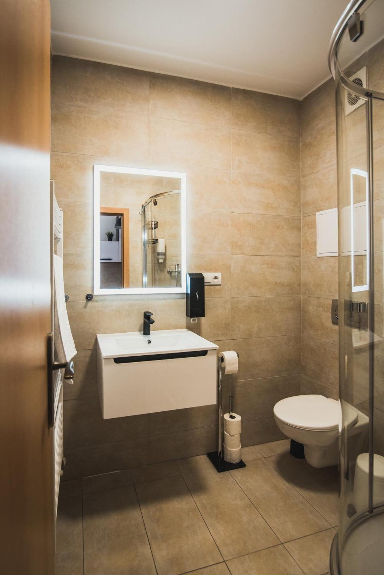 Zara Luxury Apartments The Absolute Center Of زيلينا المظهر الخارجي الصورة