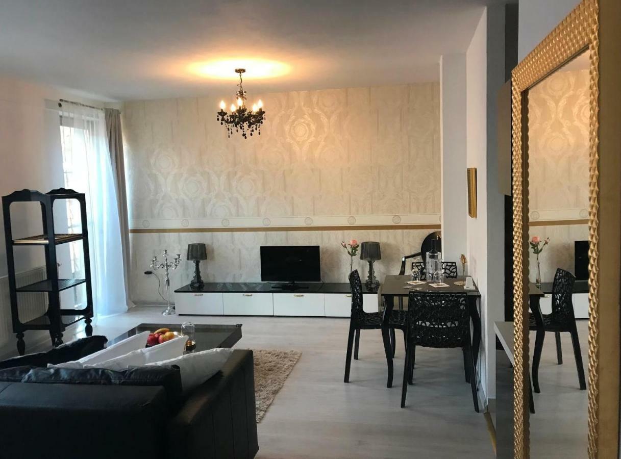Zara Luxury Apartments The Absolute Center Of زيلينا المظهر الخارجي الصورة